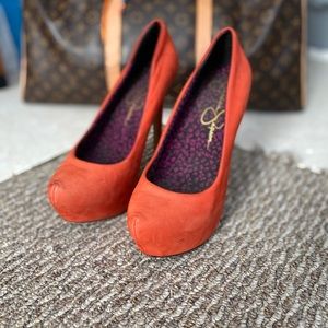 Jessica Simpson Platform heels